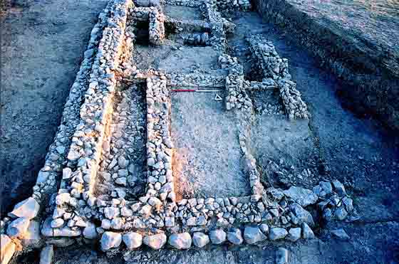Akarçay Tepe, Cell-Planned Monumental Architecture, Pre-Pottery Neolithic Period